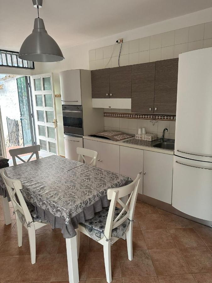 Casa Vacanza La Fontana Vietri Bagian luar foto