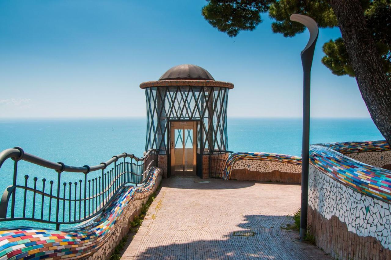 Casa Vacanza La Fontana Vietri Bagian luar foto