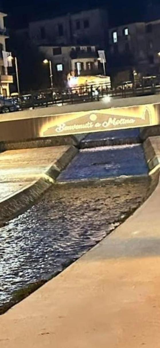 Casa Vacanza La Fontana Vietri Bagian luar foto